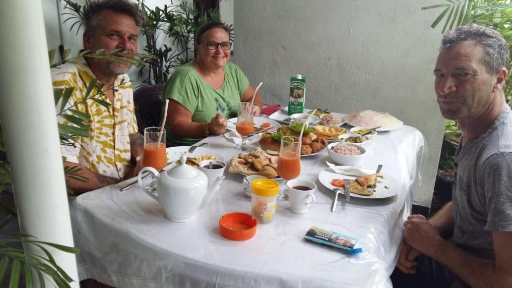 Seadina Coral Home Matara Szoba fotó